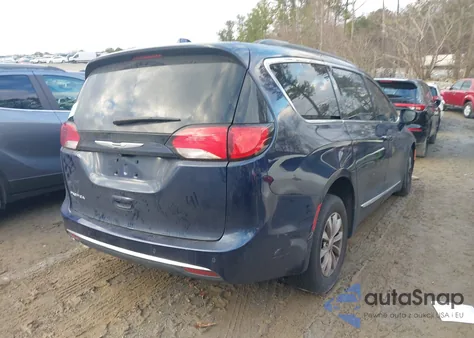 2017 Chrysler Pacifica Touring-L из США, поврежденный, VIN 2C4RC1BG2HR771592